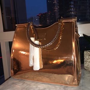 💓Stunning Metallic Rose Gold Tote 💓